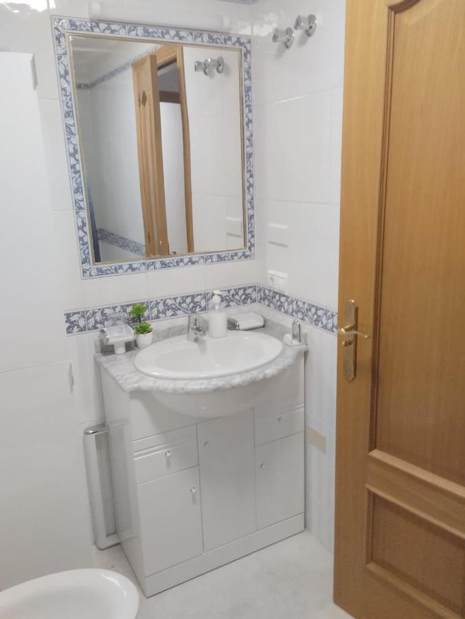 Torrevieja 2 Bedroom Holiday Apartment Екстериор снимка