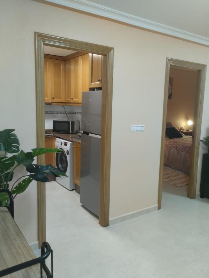Torrevieja 2 Bedroom Holiday Apartment Екстериор снимка
